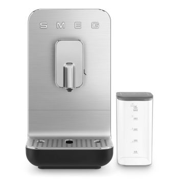 SMEG Collezione BCC13BLMEU Fekete automata darálós design kávéfőző integrált tejhabosítóval