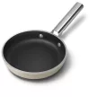 Smeg FPF2002CRM krémszínű 20cm tapadásmentes serpenyő