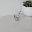 ZOOLA CAT ezüst színű polírozott tömör fém gyűrűtartó cica figura