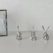 ZOOLA BUNNY ezüst színű polírozott tömör fém gyűrűtartó nyuszi figura